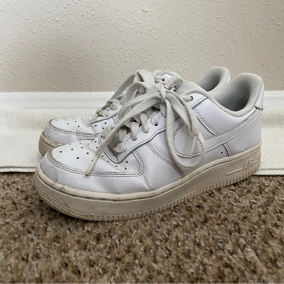 Nike Shoes - NIKE Air Force 1 shoes sneakers white leather women ladies size 6.0 clean EUC